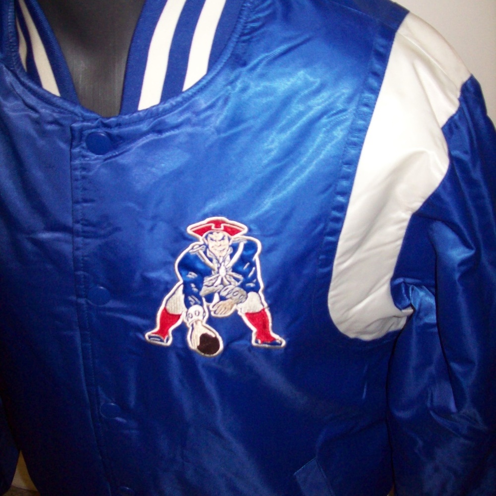 COPY - NEW ENGLAND PATRIOTS Starter Throw Back Jacket XL